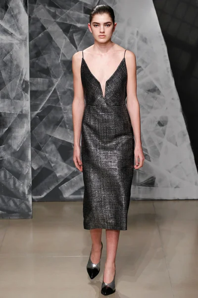 Look 38